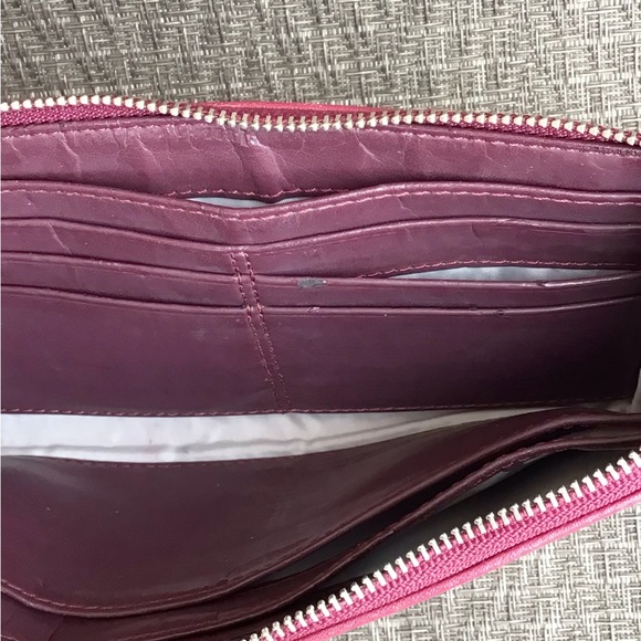 Coach Burgundy Leather Signature Circle Zip Wristlet Wallet - Picture 4 of 6